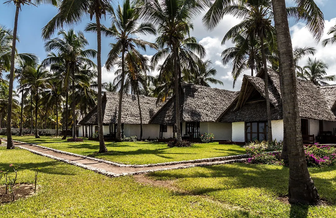 Karafuu Beach Resort & Spa-1