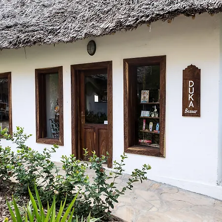 Karafuu Beach Resort & Spa-3